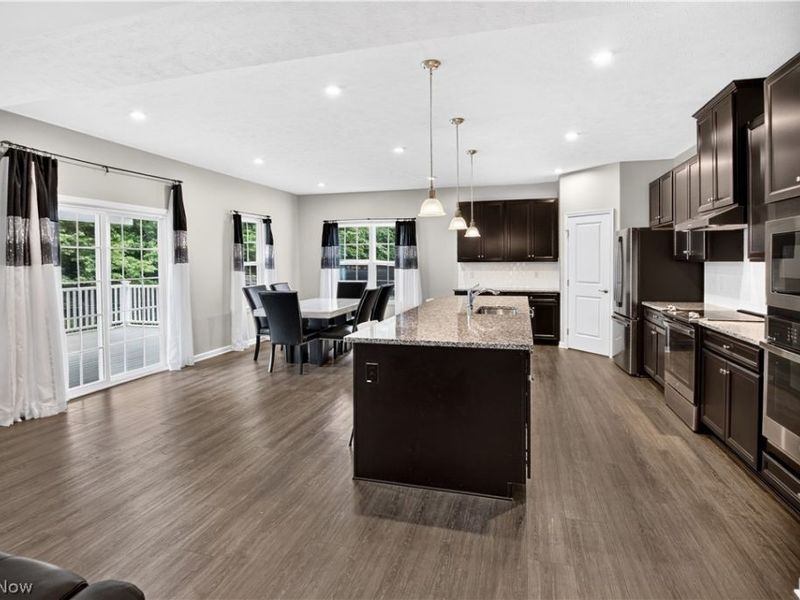 6159 Krystina Run , Lorain, OH 44053 Photo 5