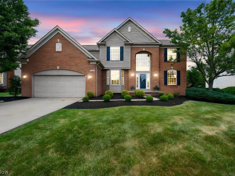 351 Hamilton Drive, Broadview Heights, OH 44147 Photo 1