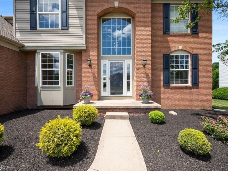 351 Hamilton Drive, Broadview Heights, OH 44147 Photo 9