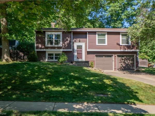 630 Berkshire Drive , Medina, OH 44256
