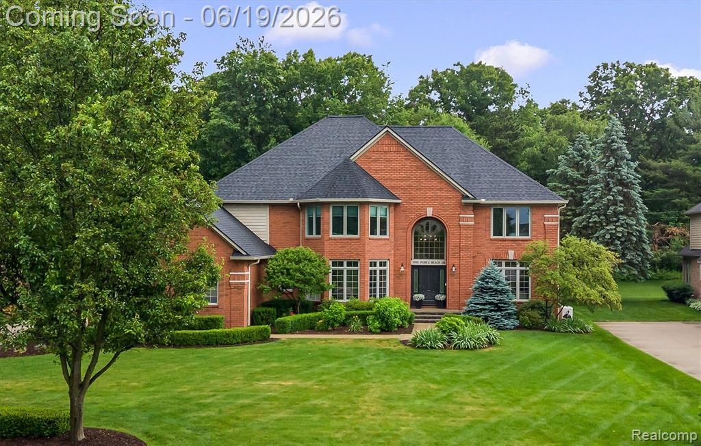 2609 Pebble Beach Drive, Oakland Township, MI 48363 Main Photo