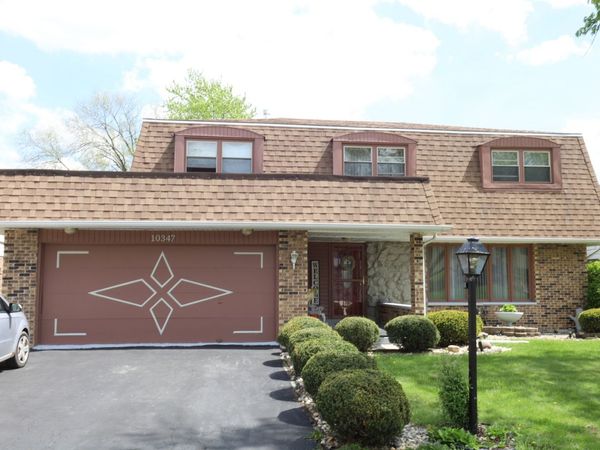 10347 S Alta Drive, Palos Hills, IL 60465