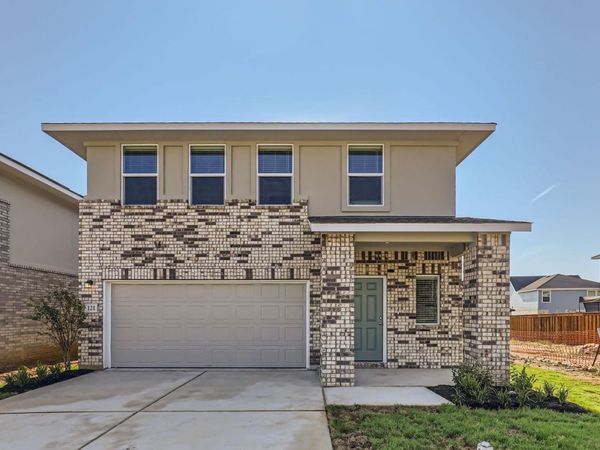 121 Standing Rock LN, Marble Falls, TX 78654