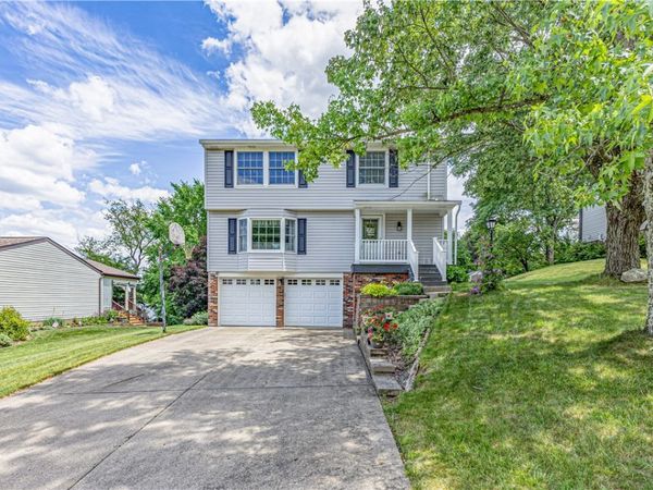 39 Forest Glen Dr , Imperial, PA 15126