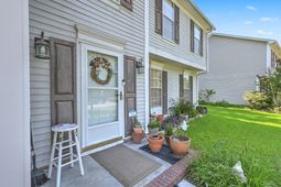 8475 Scotts Mill Drive photo 4