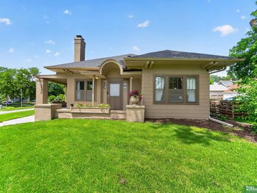 2370 Fontenelle Boulevard, Omaha, NE 68104
