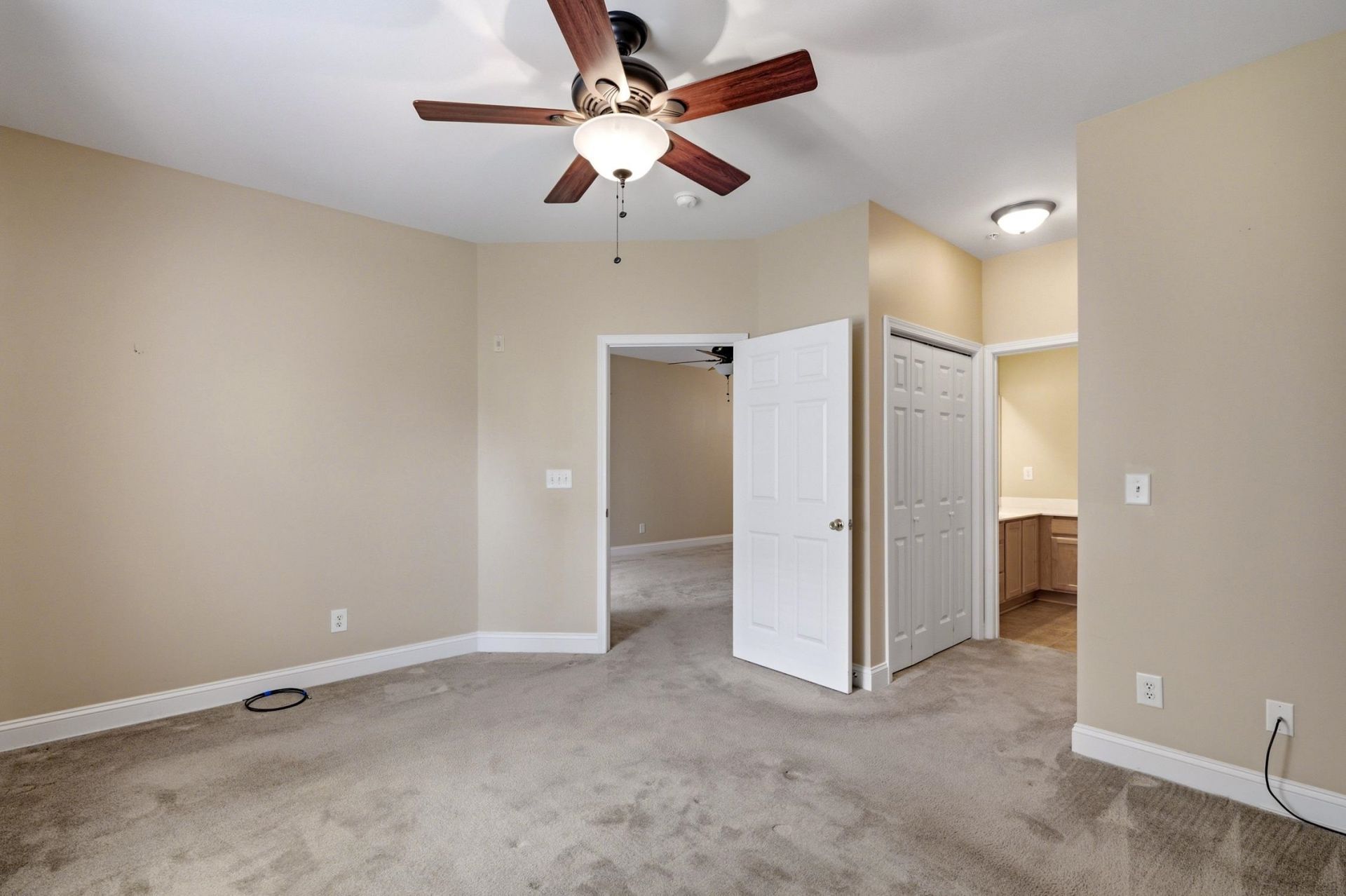 221 Portsmith Dr.  Photo 14