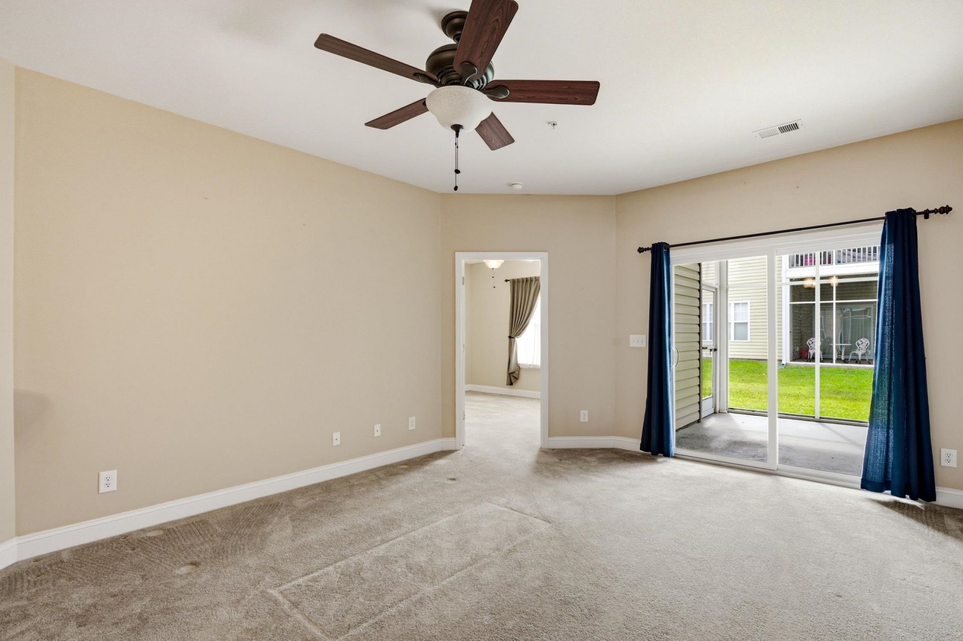 221 Portsmith Dr.  Photo 9