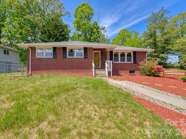509 Brookside Camp Road , Hendersonville, NC 28792