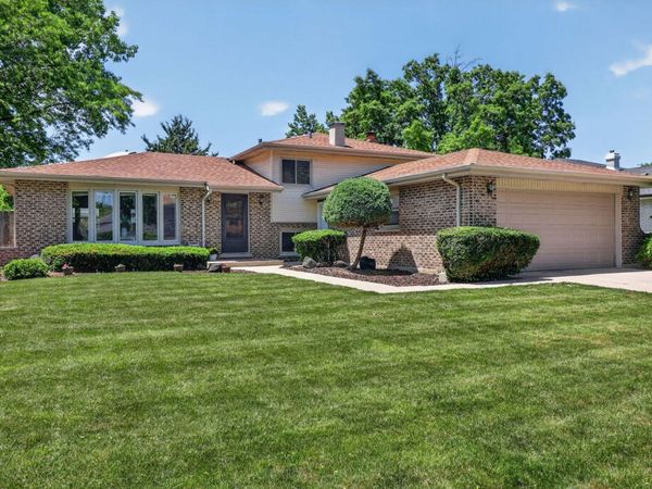 6716 Trenton Lane , Darien, IL 60561