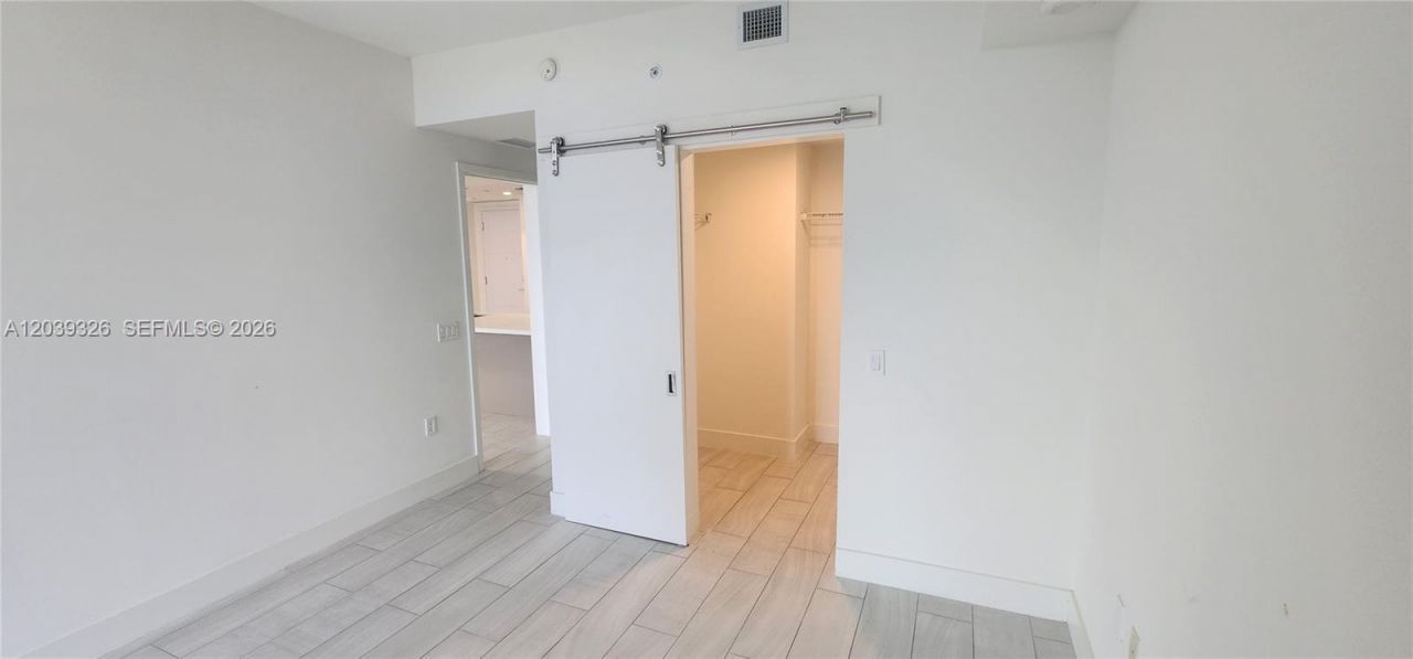 2000 Metropica Way, Unit 2106, Sunrise, FL 33323 Photo