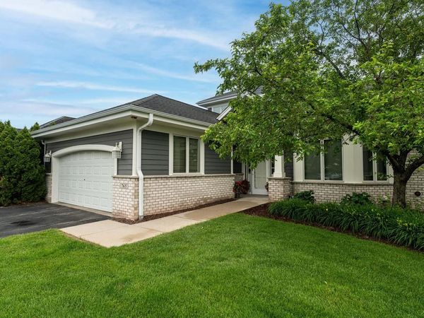 765 Bay COURT, Unit B, Brookfield, WI 53005