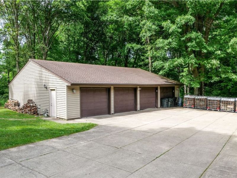12530 Nelson Parkman Road, Garrettsville, OH 44231 Photo 4