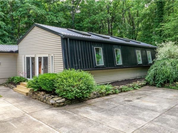 12530 Parkman Road , Garrettsville, OH 44231
