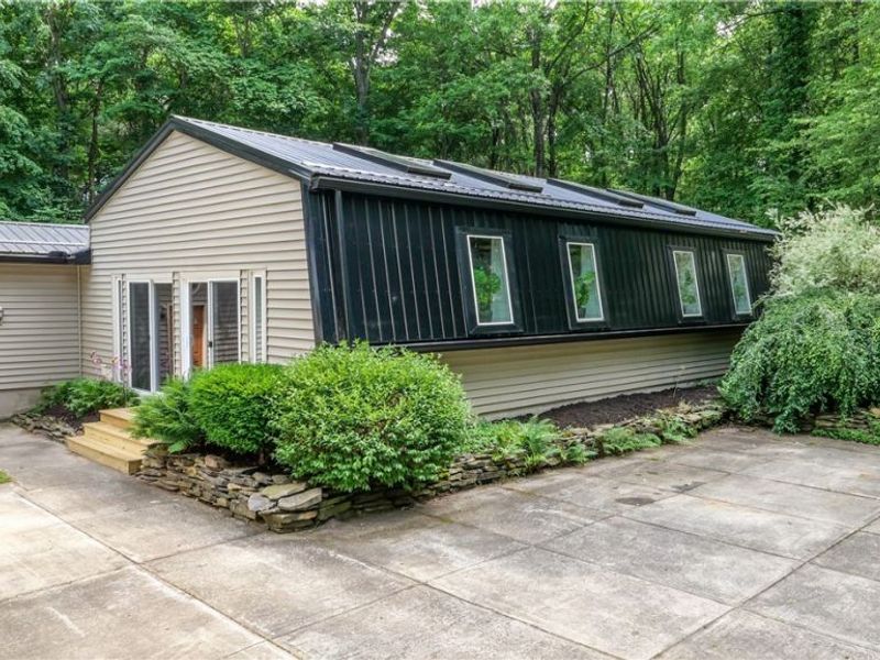 12530 Nelson Parkman Road, Garrettsville, OH 44231 Photo 5