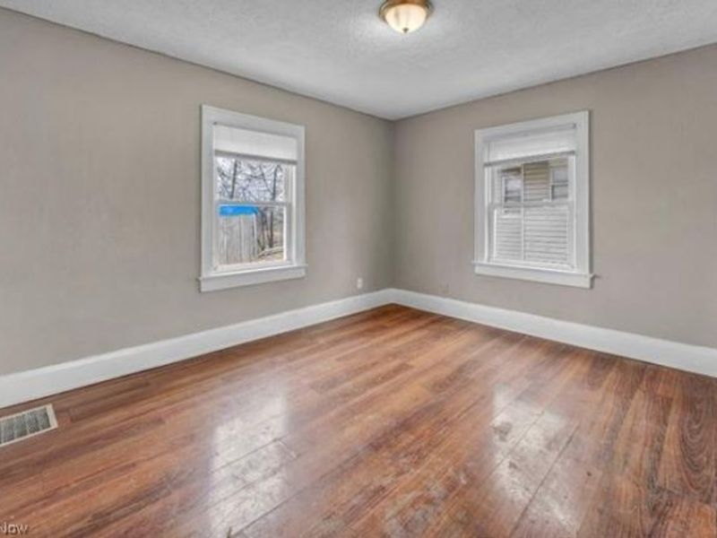 620 Hedden Avenue, Akron, OH 44311 Photo 12