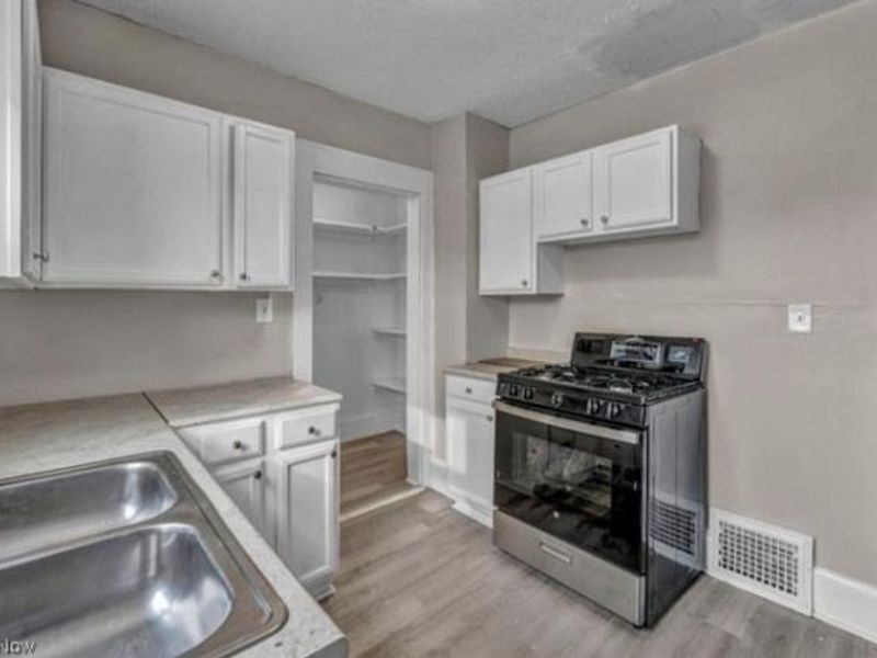 620 Hedden Avenue, Akron, OH 44311 Photo 6