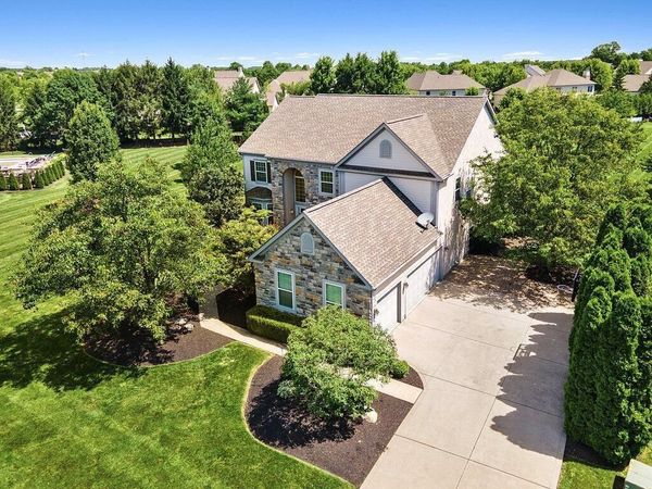 4222 Hunters Bend , Powell, OH 43065