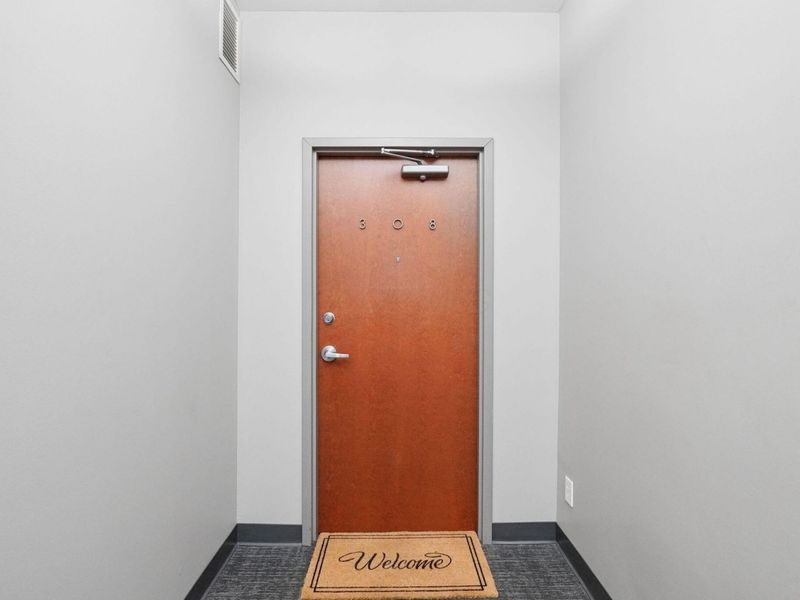 769 N High Street , Unit R308, Columbus, OH 43215 Photo 3