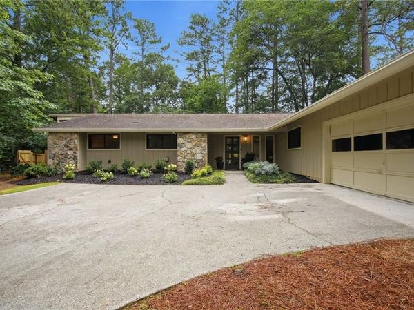 250 Rhine Drive , Alpharetta, GA 30022