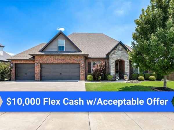 6307 S 49th Street, Rogers, AR 72758