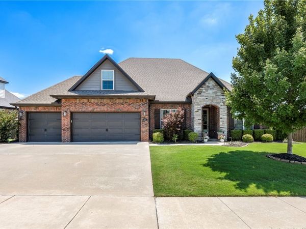 6307 S 49th Street , Rogers, AR 72758