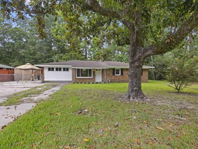124 Helen Drive, Summerville, SC 29483
