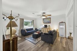 124 Helen Drive photo 4