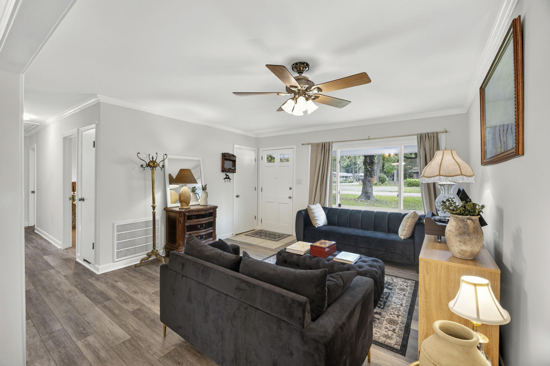124 Helen Drive Photo 4