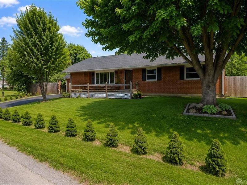 4405 Old Troy Pike, Dayton, OH 45404 Photo 2
