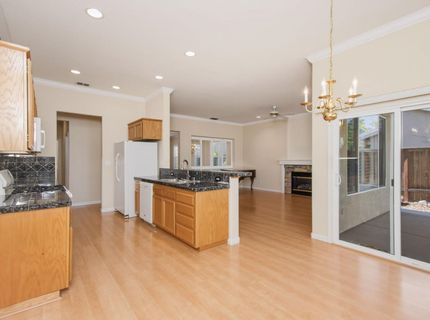 4124 Tahoe Vista Dr, Rocklin, CA 95765 Photo