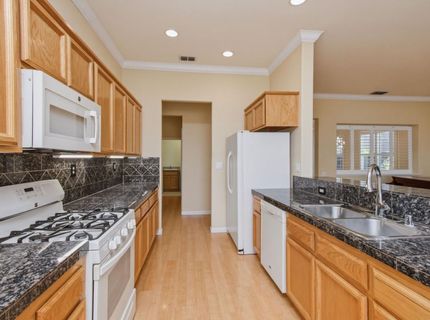 4124 Tahoe Vista Dr, Rocklin, CA 95765 Photo