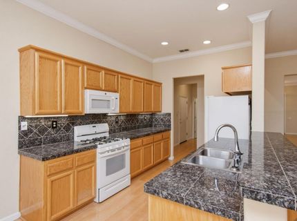 4124 Tahoe Vista Dr, Rocklin, CA 95765 Photo