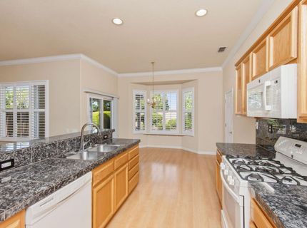 4124 Tahoe Vista Dr, Rocklin, CA 95765 Photo