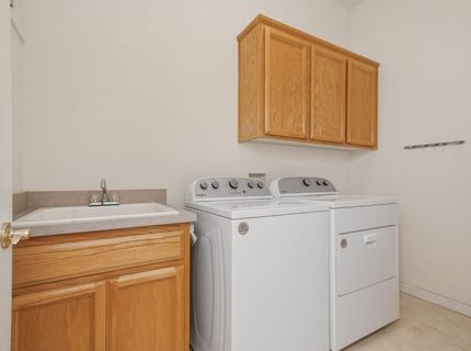 4124 Tahoe Vista Dr, Rocklin, CA 95765 Photo