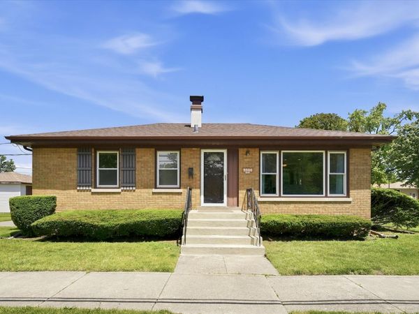 9300 Lorel Avenue , Skokie, IL 60077
