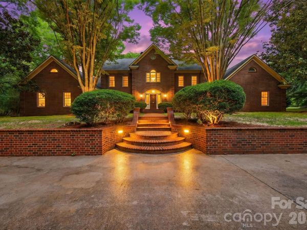 298 Shadowbrooke Lane, Mooresville, NC 28117
