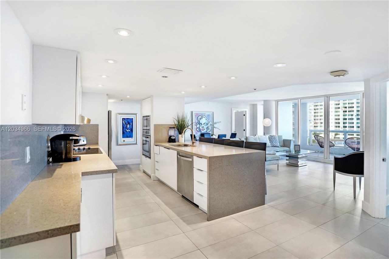 1717 N Bayshore Dr , Unit A-1740, Miami, FL 33132 Photo