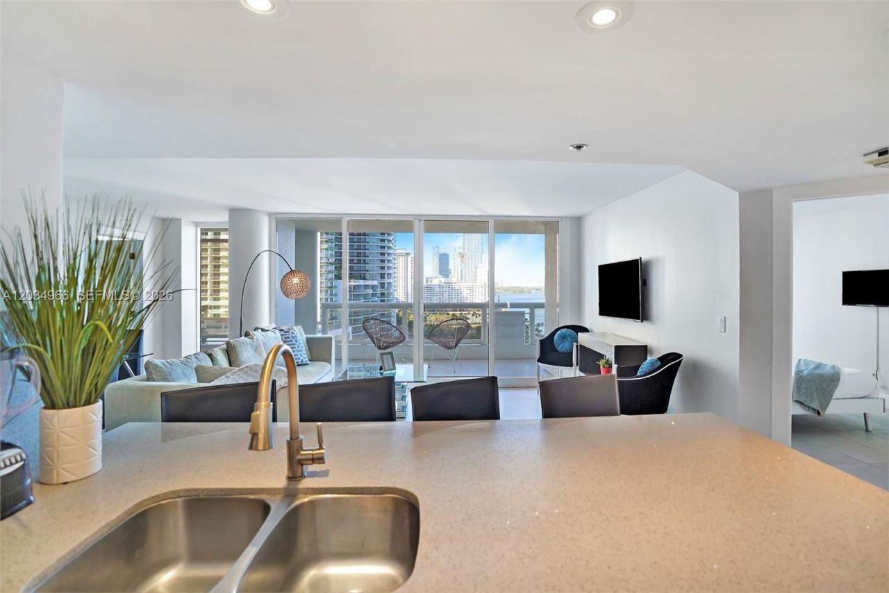 1717 N Bayshore Dr , Unit A-1740, Miami, FL 33132 Photo