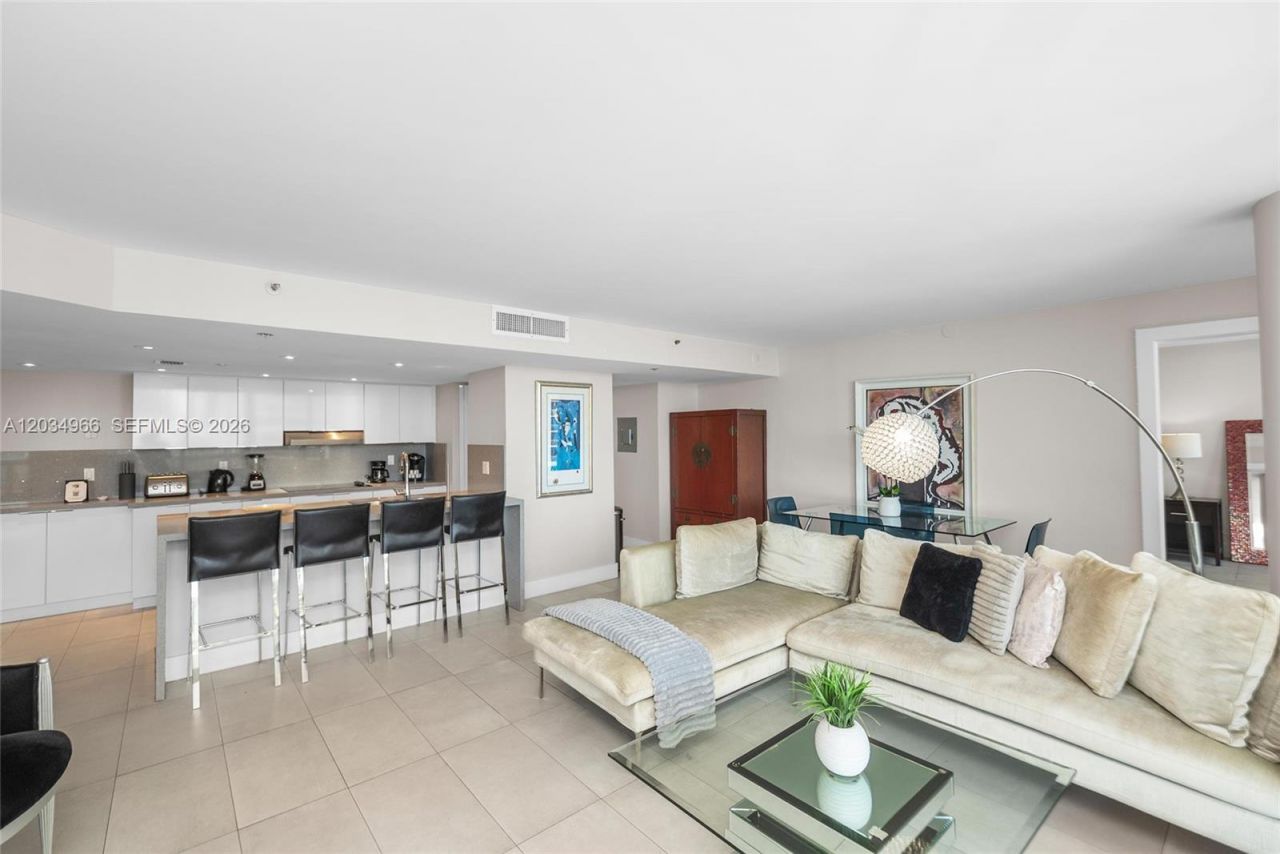 1717 N Bayshore Dr , Unit A-1740, Miami, FL 33132 Photo