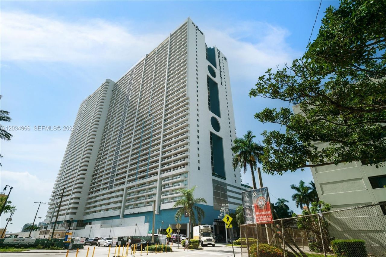 1717 N Bayshore Dr , Unit A-1740, Miami, FL 33132 Photo