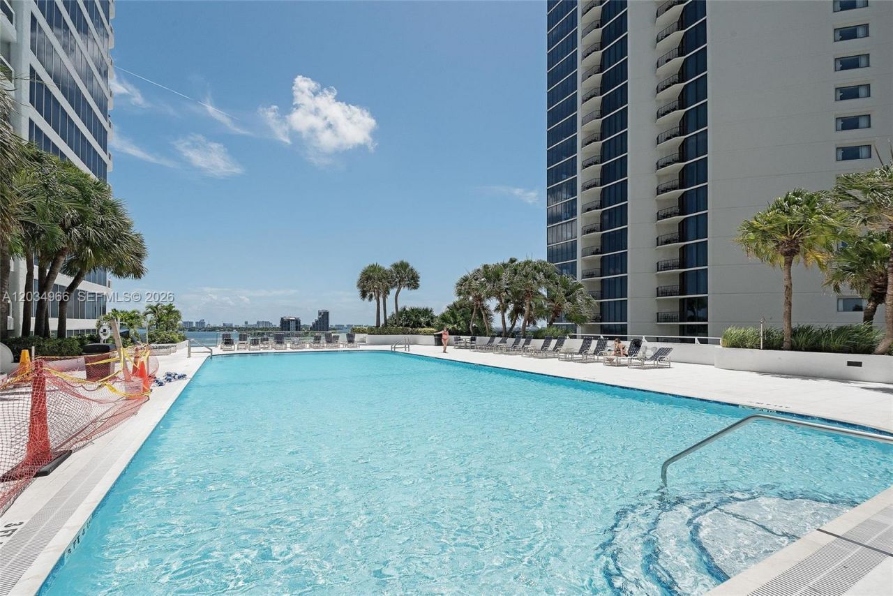 1717 N Bayshore Dr , Unit A-1740, Miami, FL 33132 Photo