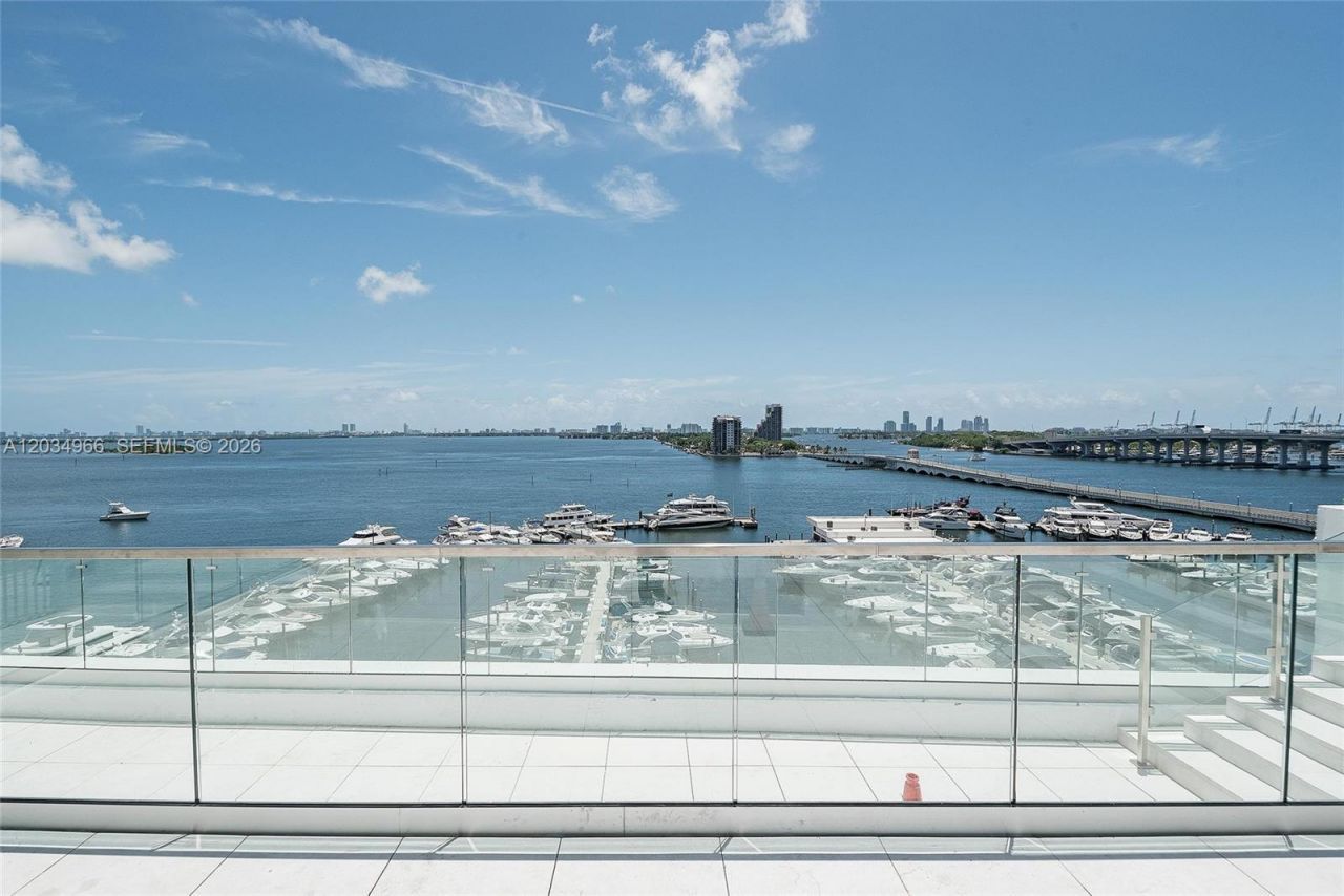 1717 N Bayshore Dr , Unit A-1740, Miami, FL 33132 Photo