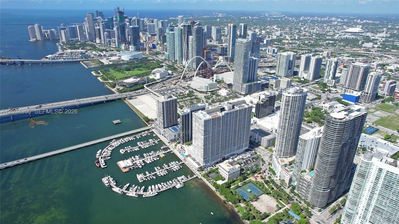 1717 N Bayshore Dr , Unit A-1740, Miami, FL 33132 Photo
