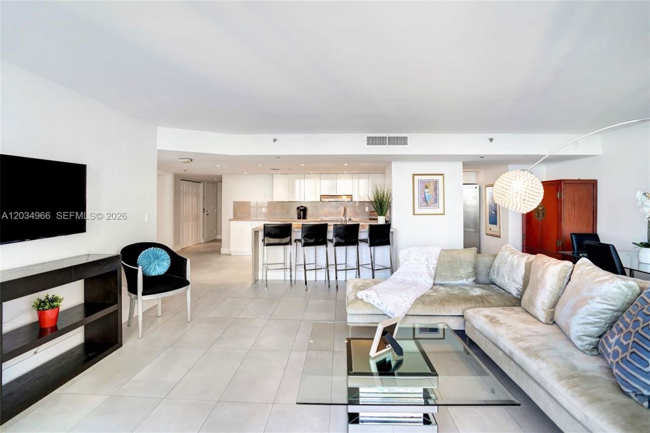 1717 N Bayshore Dr , Unit A-1740, Miami, FL 33132 Photo