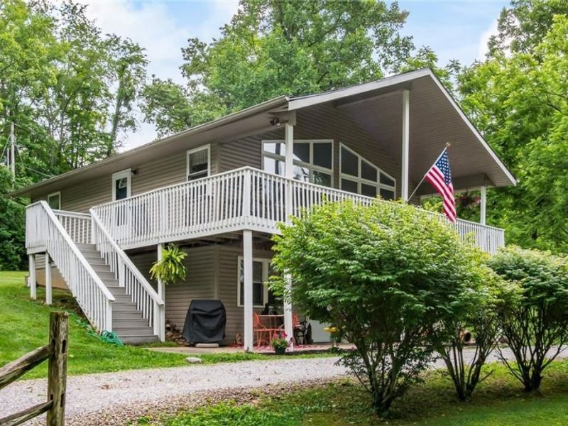 7945 Lakeview Drive, Nashport, OH 43830 Photo 2