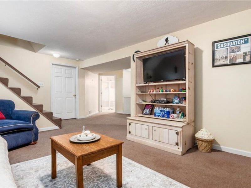 7945 Lakeview Drive, Nashport, OH 43830 Photo 22
