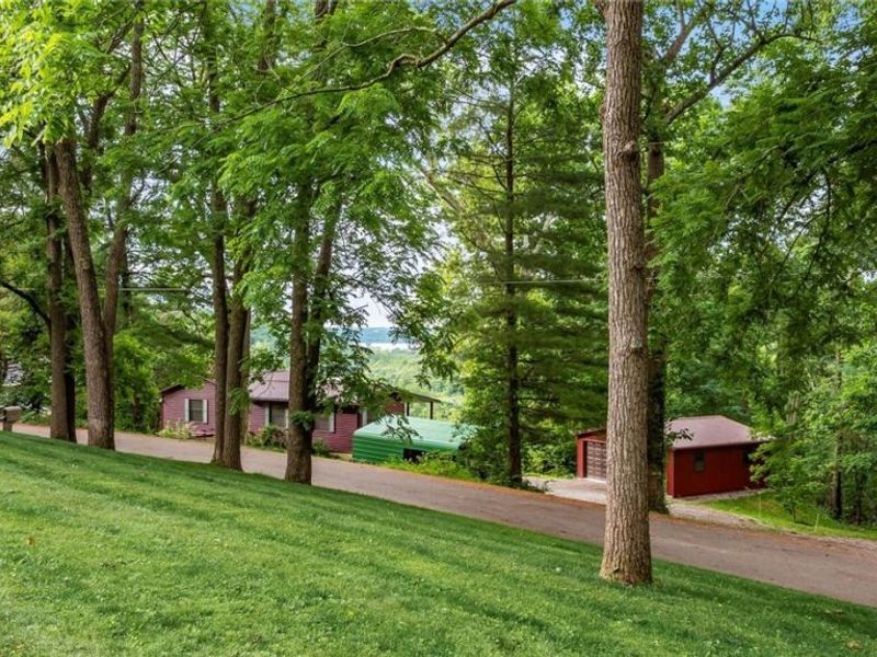 7945 Lakeview Drive, Nashport, OH 43830 Photo 6