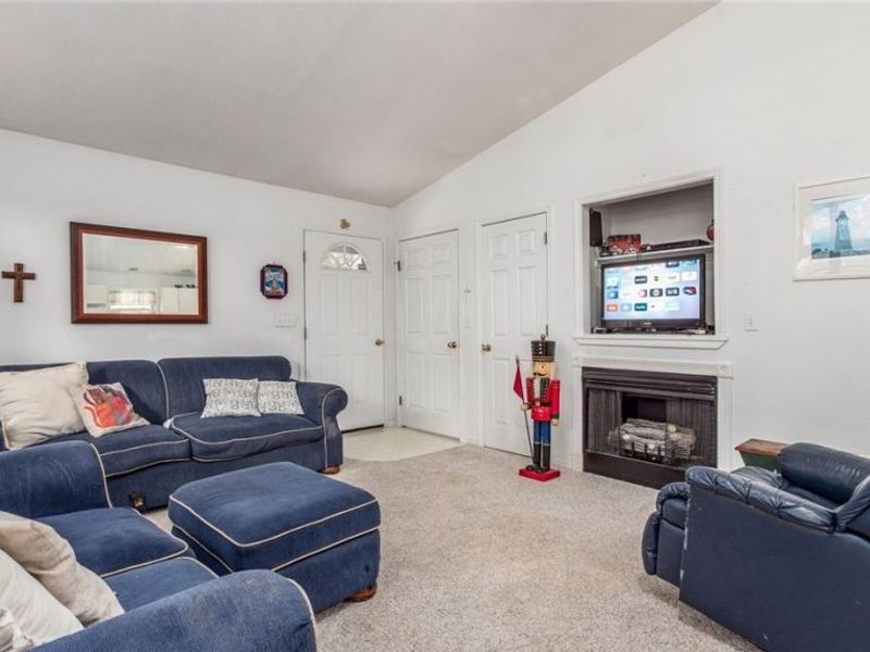 7945 Lakeview Drive, Nashport, OH 43830 Photo 9