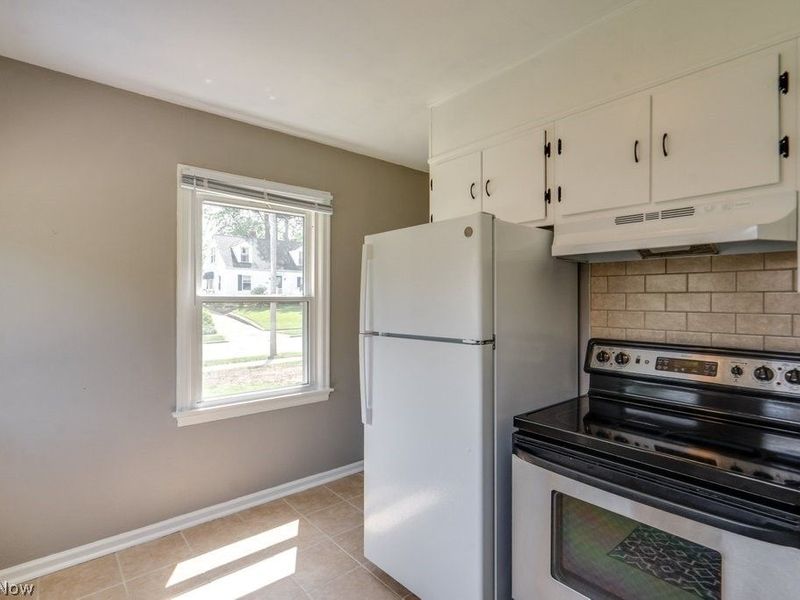 1930 18th Street, Cuyahoga Falls, OH 44223 Photo 18